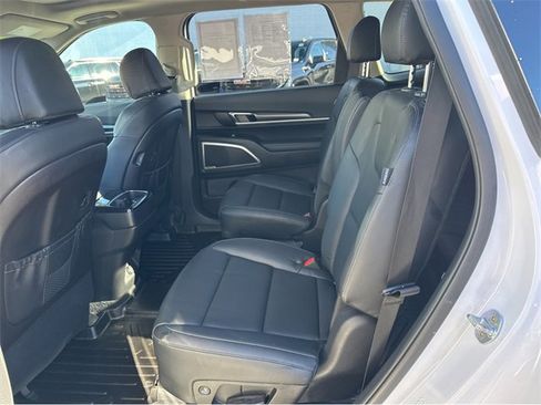 Used 2023 Kia Telluride S w/ S Sunroof Package image 17