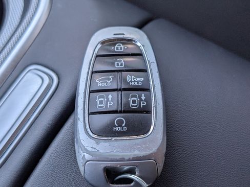 Used 2022 Hyundai Santa Fe Limited image 33