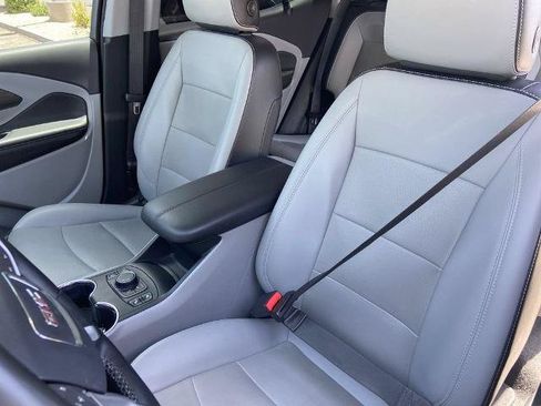 Used 2023 GMC Terrain SLT FWD image 14