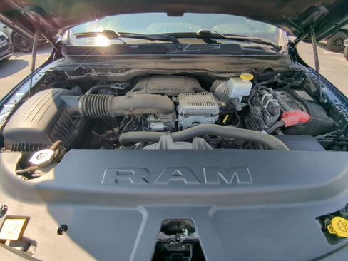 Used 2024 RAM 1500 Big Horn AWD/4WD image 34