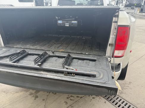 Used 2013 RAM 3500 ST w/ SXT Appearance Group image 21