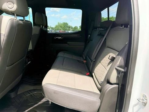 Used 2024 Chevrolet Silverado 1500 ZR2 w/ Technology Package AWD/4WD image 14