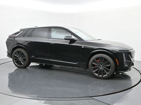 New 2026 Cadillac Lyriq V w/ LPO, Floor Liner Package image 7