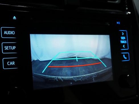 Used 2017 Toyota Prius Four image 20