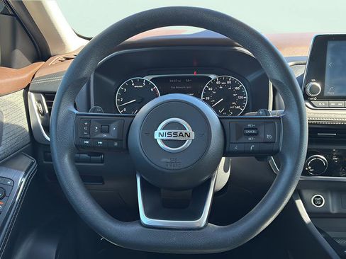 Used 2021 Nissan Rogue S AWD/4WD image 22