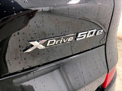 New 2026 BMW X5 xDrive50e w/ Executive Package image 15