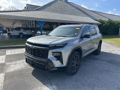 Used 2024 Chevrolet Traverse RS w/ LPO, Floor Liner Package