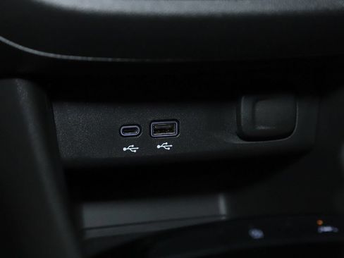 Used 2024 Buick Envista Sport Touring FWD image 27