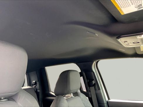 Used 2024 Toyota Tacoma SR5 AWD/4WD image 13