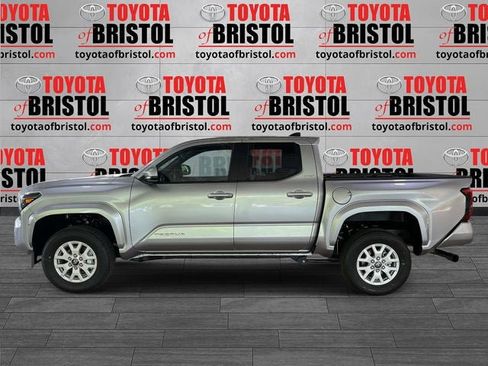 New 2026 Toyota Tacoma SR5 RWD image 7