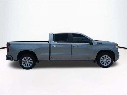 Used 2023 Chevrolet Silverado 1500 RST AWD/4WD image 4