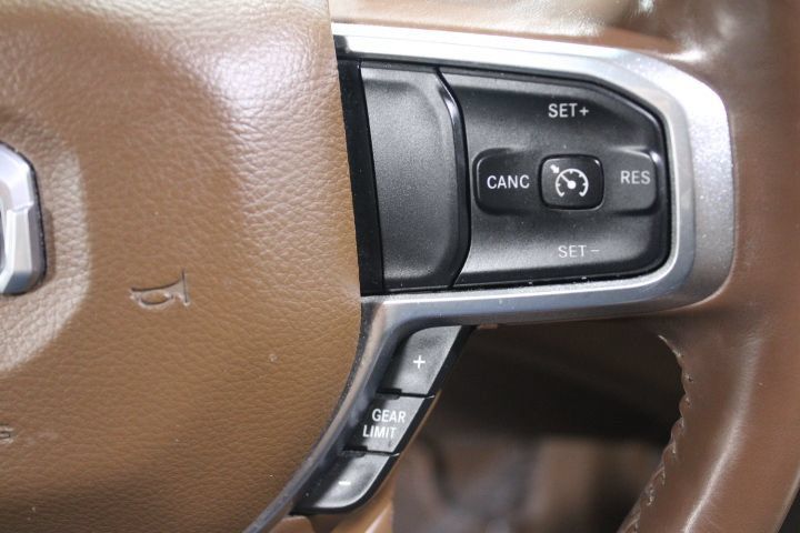 Used 2021 RAM 1500 Laramie AWD/4WD image 37