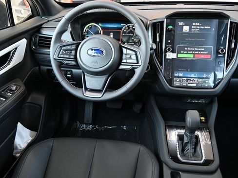 New 2025 Subaru Forester Limited w/ Popular Package image 9