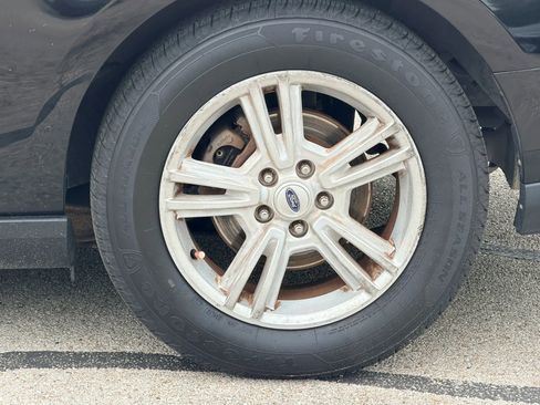 Used 2012 Ford Mustang Coupe image 2