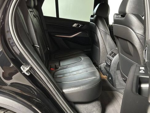 Used 2022 BMW X5 xDrive40i AWD/4WD image 16
