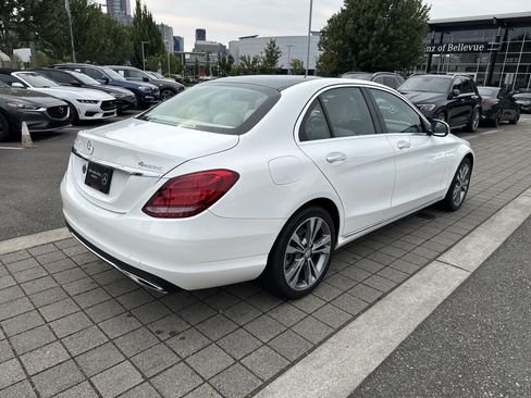 Used 2017 Mercedes-Benz C 300 4MATIC Sedan image 5