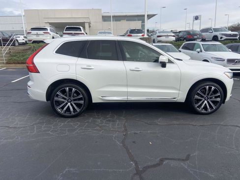 Certified 2023 Volvo XC60 B5 Ultimate w/ Climate Package image 10