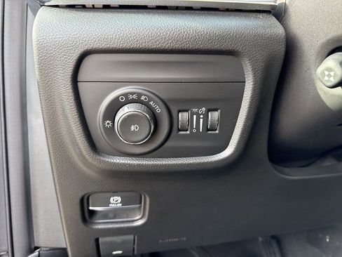 Used 2023 Jeep Grand Cherokee L Summit w/ Advanced Protech Group IV image 30