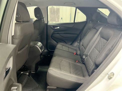 Used 2019 Chevrolet Equinox LT image 22