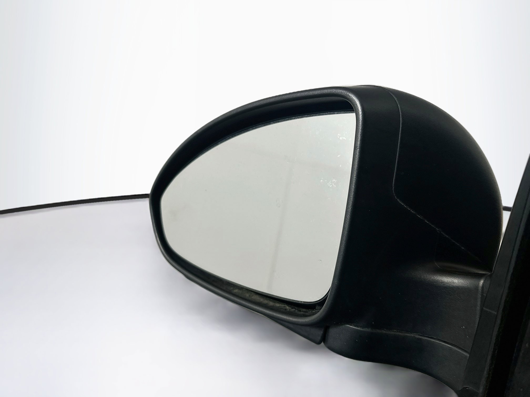 Used 2014 Chevrolet Cruze LS FWD image 16