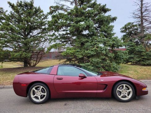 Used 2003 Chevrolet Corvette Coupe w/ Preferred Equipment Group image 5