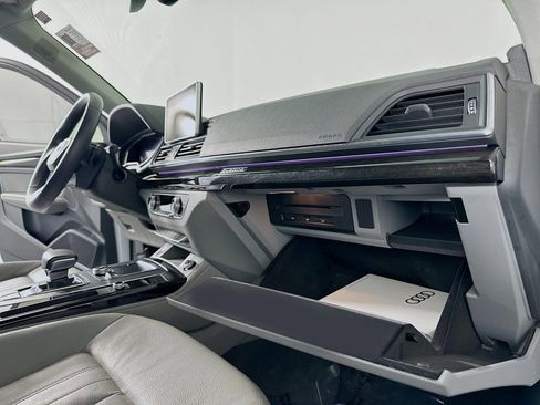 Used 2020 Audi Q5 Prestige image 39