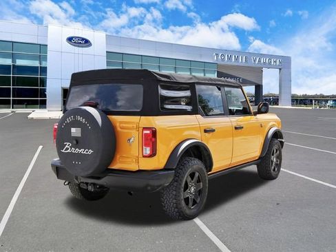 Certified 2022 Ford Bronco Black Diamond AWD/4WD image 4
