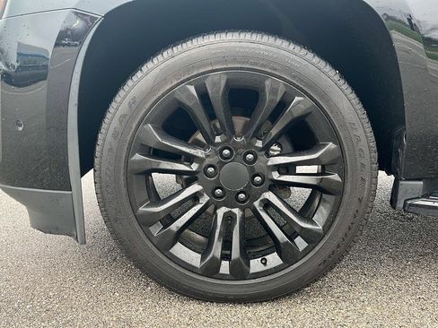 Used 2019 Cadillac Escalade Luxury image 10