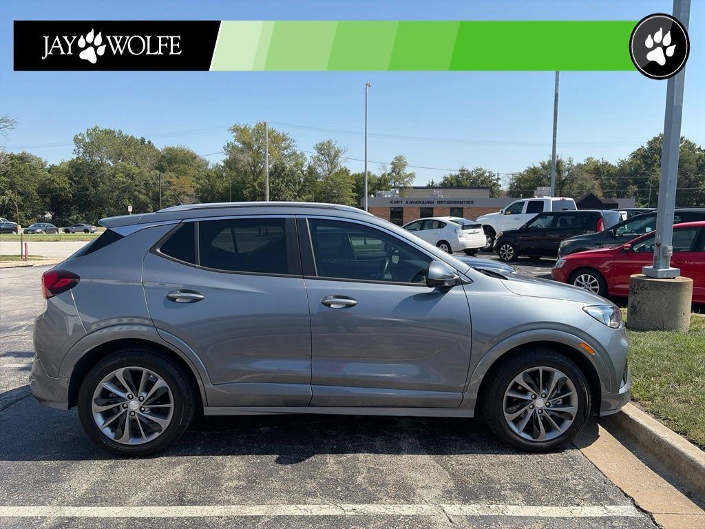 Used 2020 Buick Encore GX Select w/ Experience Buick Package FWD image 4