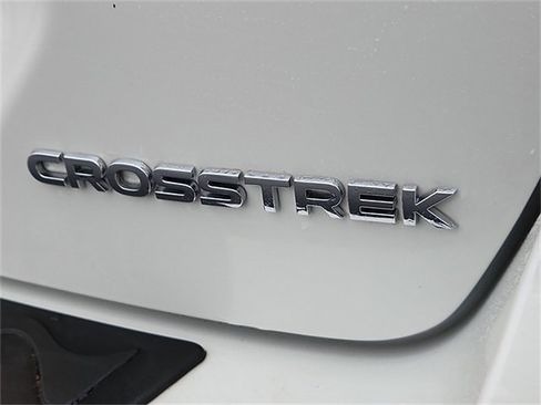 Used 2024 Subaru Crosstrek 2.5i Limited w/ Crosstrek Mirror Package image 9