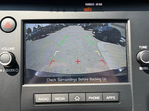 Certified 2025 Subaru Outback AWD/4WD image 29