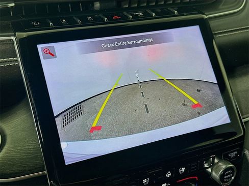 Used 2021 Jeep Grand Cherokee L Overland w/ Luxury Tech Group IV image 10