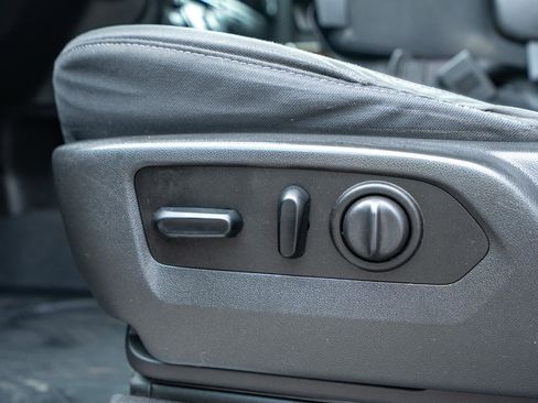 Used 2019 GMC Sierra 1500 Elevation w/ Elevation Value Package image 13