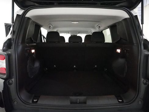 Used 2017 Jeep Renegade Latitude w/ Cold Weather Group AWD/4WD image 10