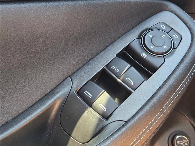 Used 2025 Buick Encore GX Avenir w/ Avenir Technology Package FWD image 18