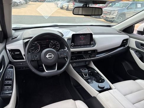 Certified 2023 Nissan Rogue SL AWD/4WD image 11