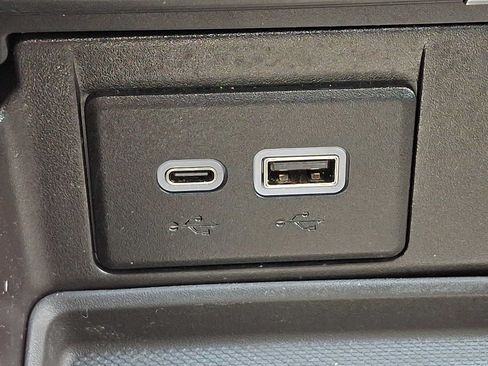 Used 2024 GMC Yukon Denali AWD/4WD image 35