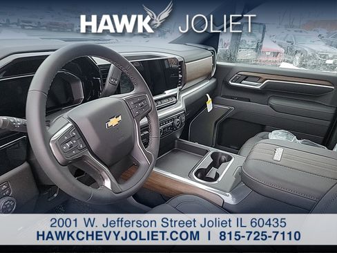 New 2026 Chevrolet Silverado 3500 High Country w/ High Country Premium Package AWD/4WD image 13