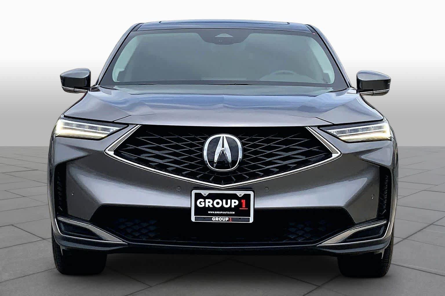 Used 2025 Acura MDX w/ Technology Package FWD image 4