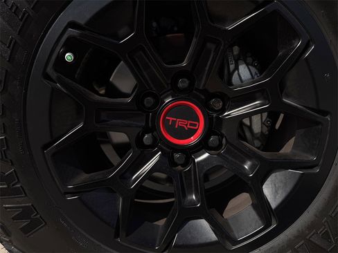 Used 2025 Toyota Tacoma TRD Pro image 9