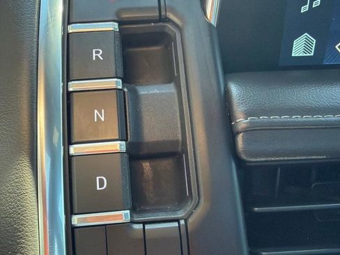 Used 2023 Chevrolet Tahoe Z71 w/ Z71 Off-Road Package AWD/4WD image 40