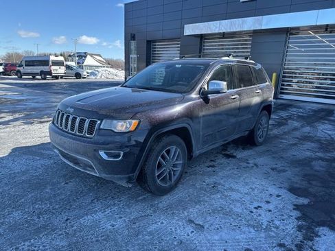 Used 2020 Jeep Grand Cherokee Limited w/ Trailer Tow Group IV image 10