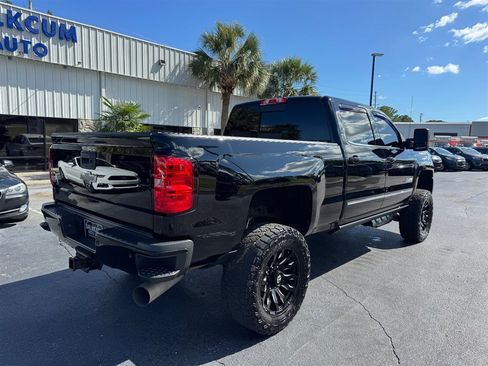 Used 2019 Chevrolet Silverado 2500 LTZ w/ Duramax Plus Package AWD/4WD image 8