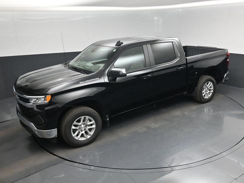 Used 2024 Chevrolet Silverado 1500 LT image 33