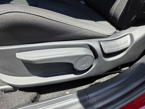 New 2025 Hyundai Elantra Sport image 21