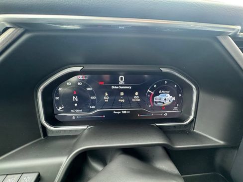 Used 2024 GMC Sierra 1500 Denali w/ Technology Package AWD/4WD image 30