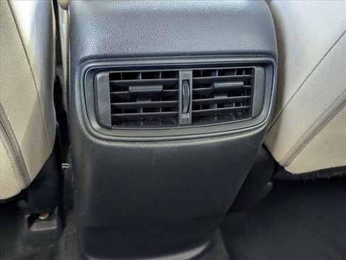 Used 2019 Honda CR-V LX image 16