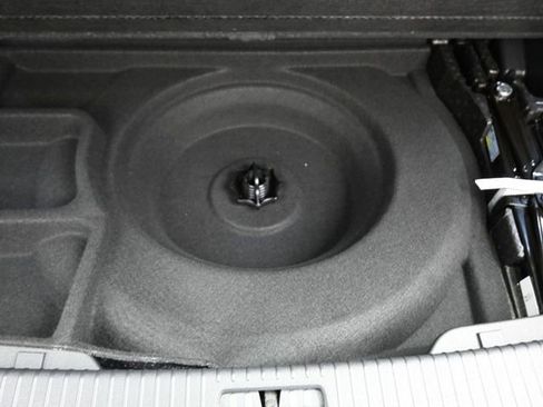 New 2026 Volkswagen Atlas SE image 16