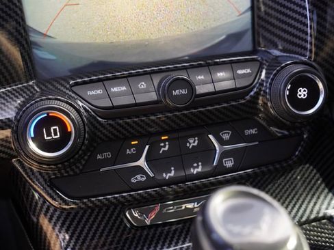 Used 2019 Chevrolet Corvette Stingray Coupe w/ 1LT image 20