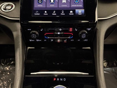 Used 2023 Jeep Grand Cherokee Altitude image 28